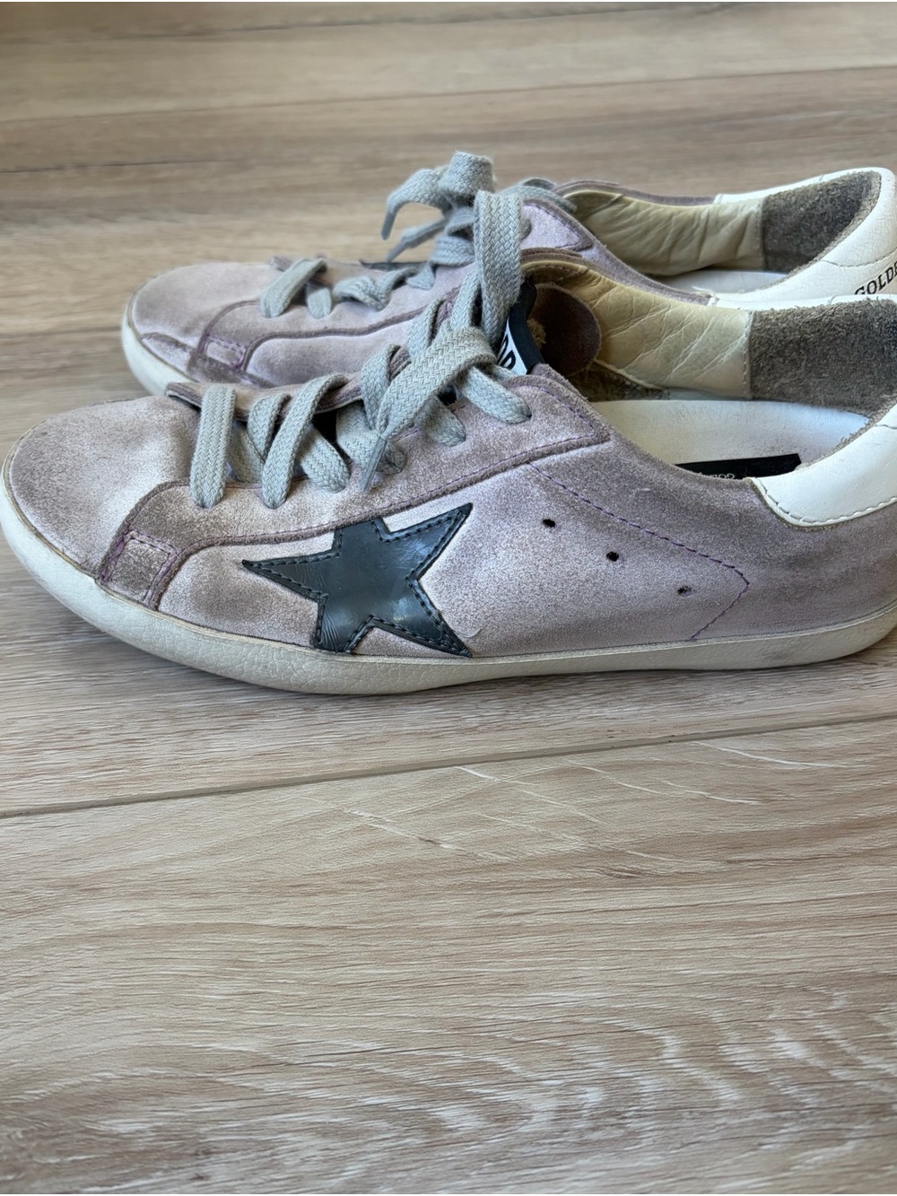 Golden Goose Superstar